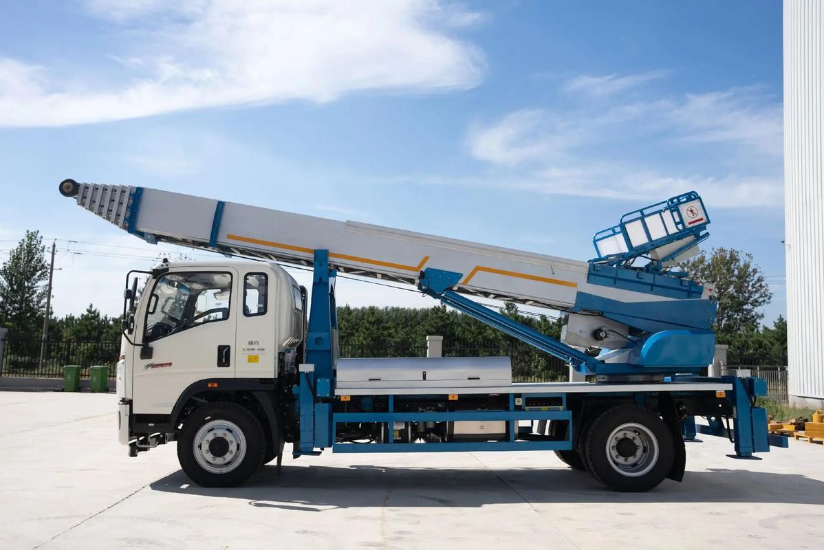 广德县云梯上料车租赁费用