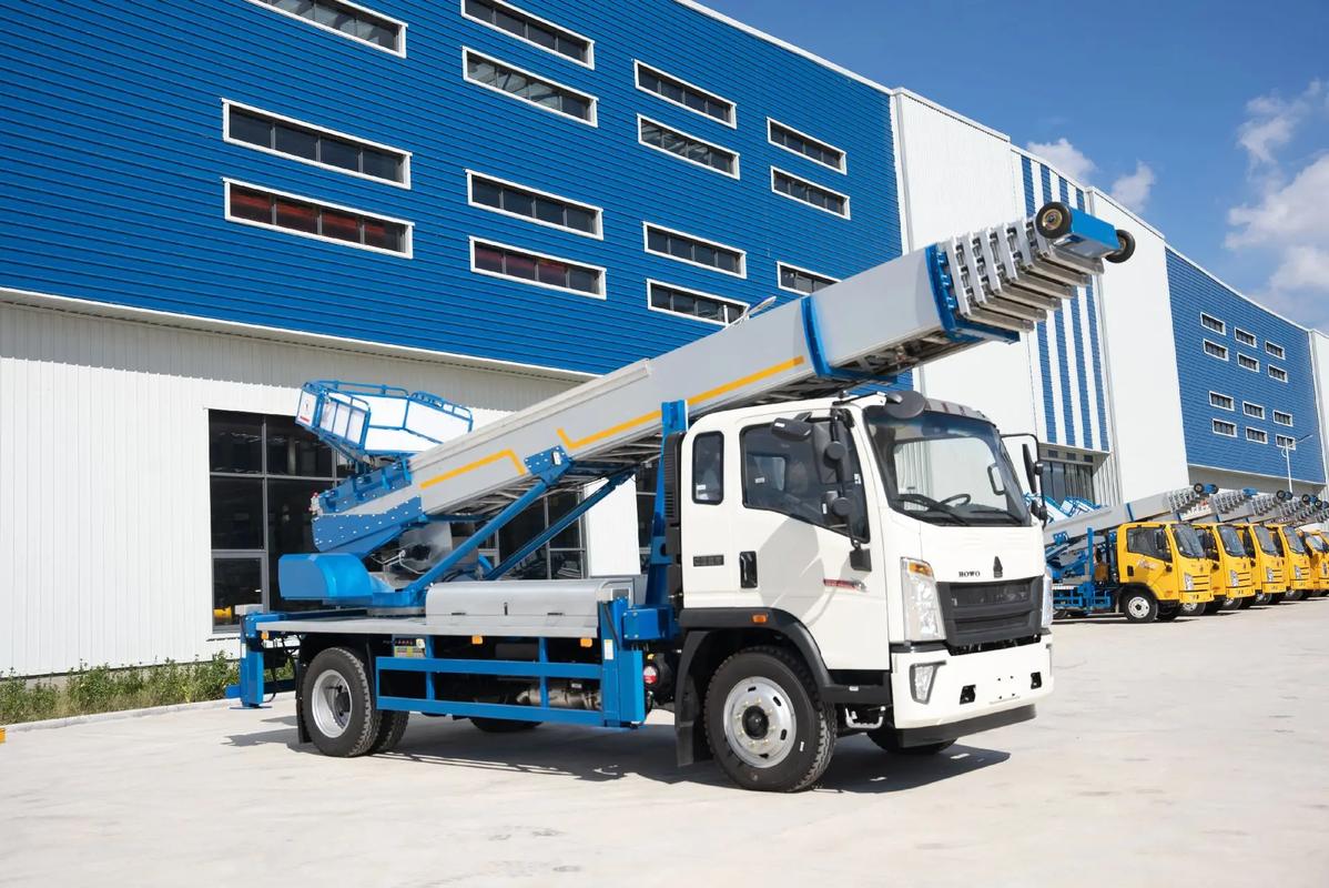 广德县出租云梯车高空作业车 建筑垃圾搬运